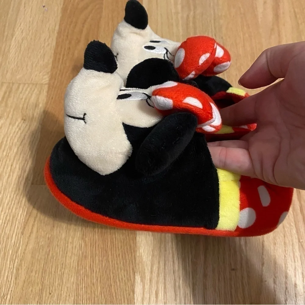 Disney Minnie Mouse Plush Slippers Sz 11/12 Red Black Polka Dot 3D  Box KB